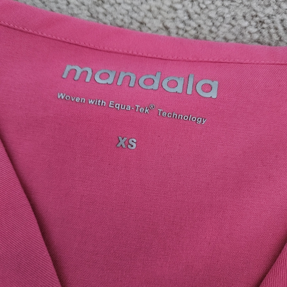 Mandala Scrub Set - Picture 3 of 5